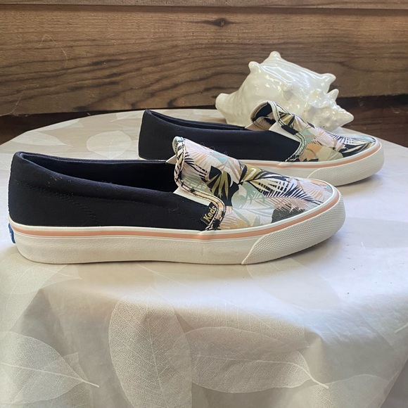 Keds Jump Kick Palm Tree Canvas Slip-Ons. Size 10 - Picture 2 of 3
